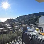 Apartment 2 Bedroom Cozy In