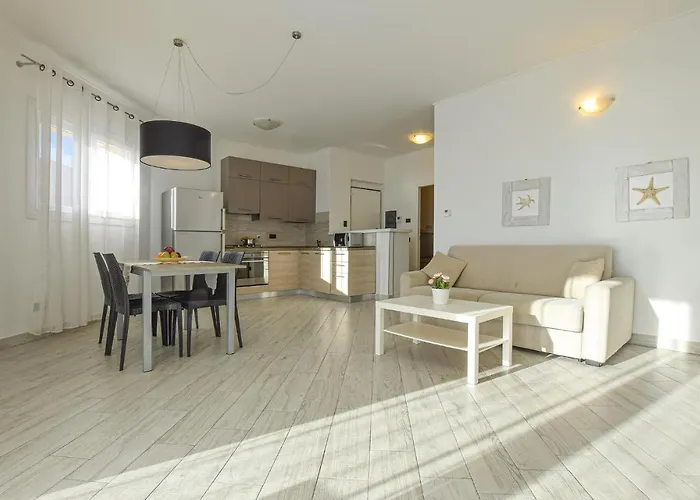 Apartman 2 Bedroom Cozy In Moneglia