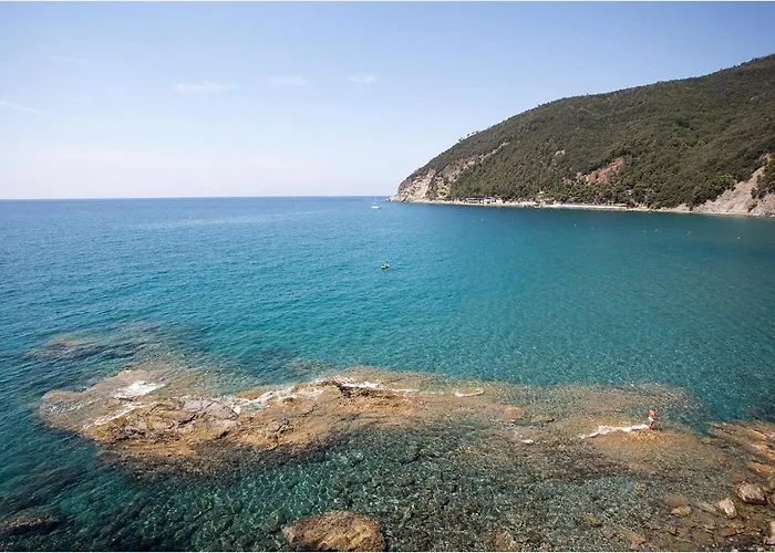 Apartamento 2 Bedroom Cozy In Moneglia